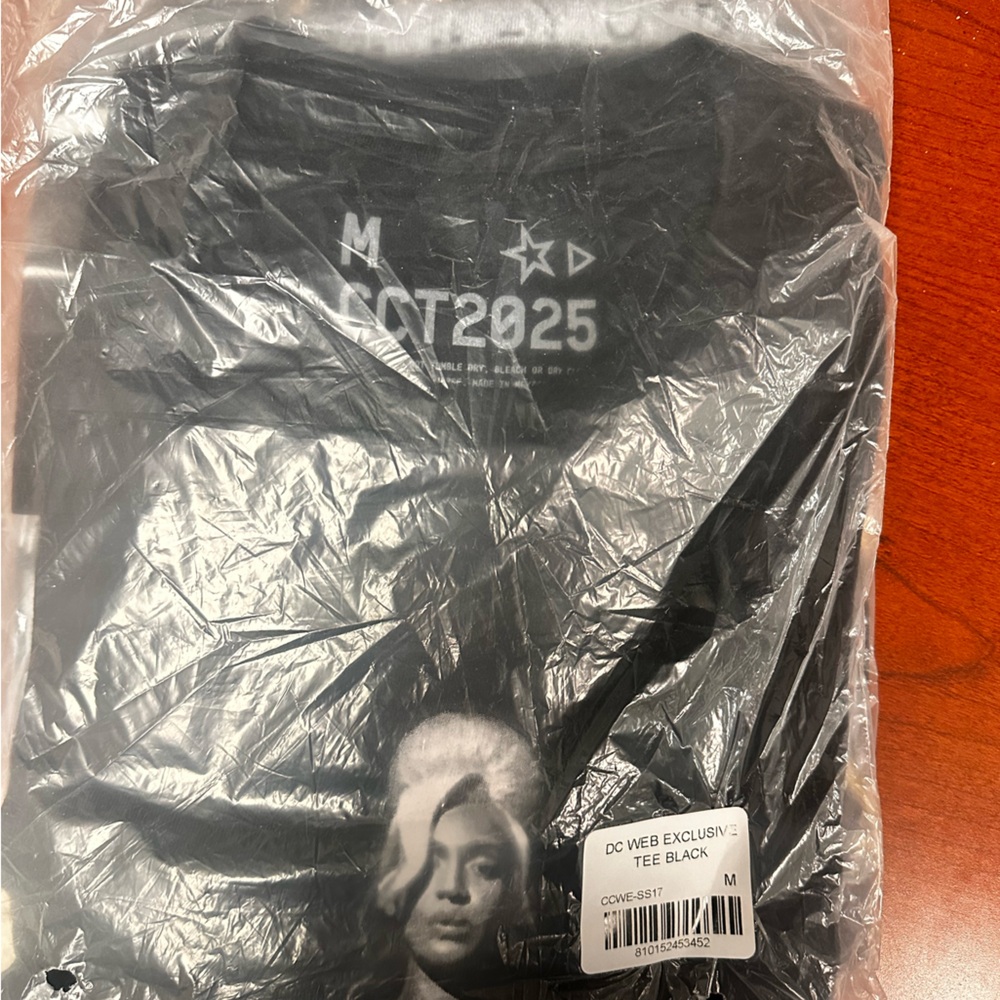 Beyoncé DC Tee Shirt.